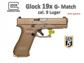  -  - PISTOLE & REVOLVER